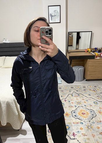 Kadın Mavi Kapüşonlu Fermuarlı Ceket - Görsel 4