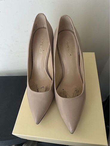 bej stiletto