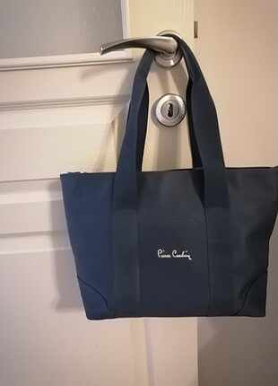 Lacivert pierre cardin