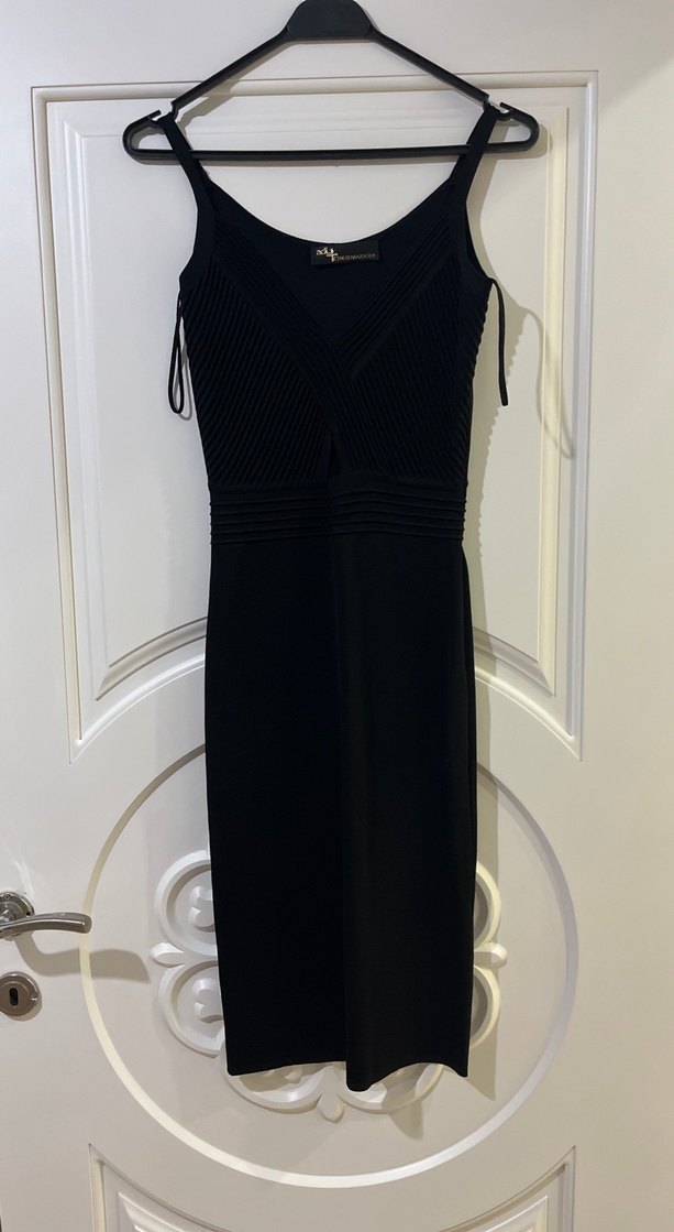 Siyah  V Yakalı pencereli midi boy Abiye Elbise - Görsel 2