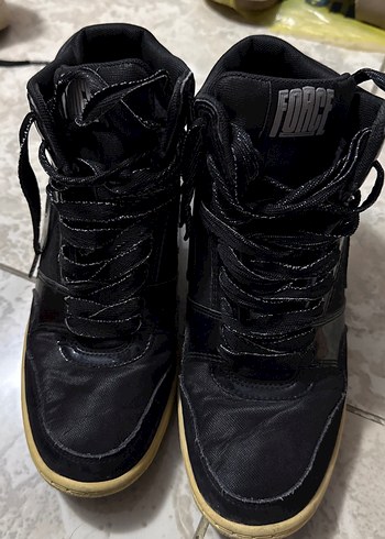 Nike Siyah Dolgu Topuklu Bağcıklı Kadın Spor Ayakkabı - Görsel 2