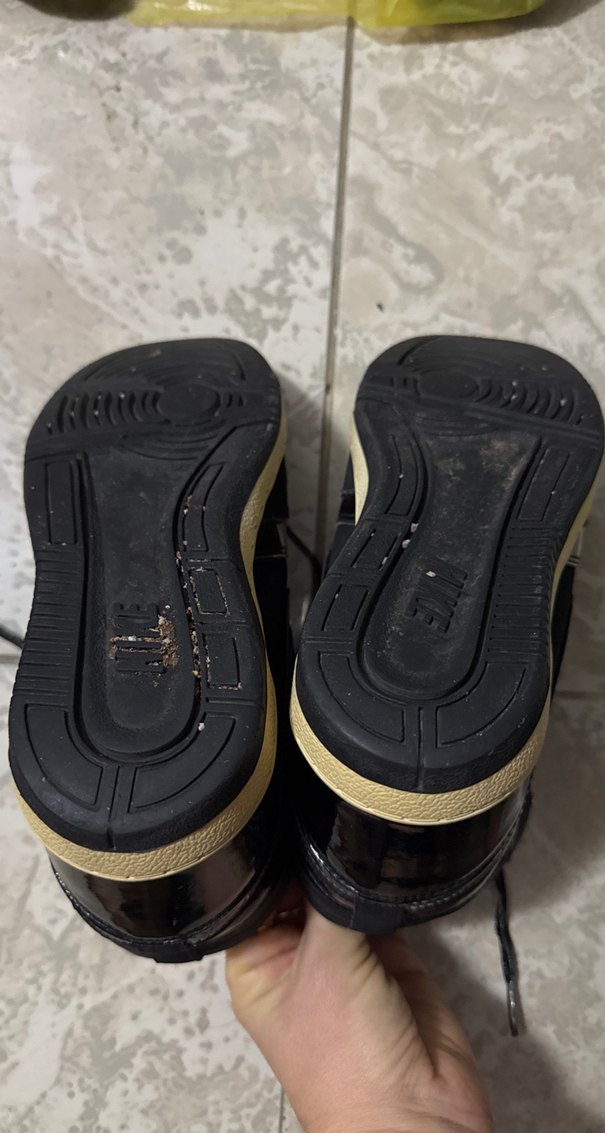 Nike Siyah Dolgu Topuklu Bağcıklı Kadın Spor Ayakkabı - Görsel 4