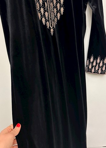 Nakışlı Siyah V Yaka Uzun Elbise kadife elbise - Görsel 4