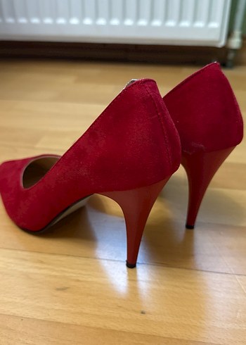 Klasik Kırmızı Süet Stiletto Topuklu - Görsel 2