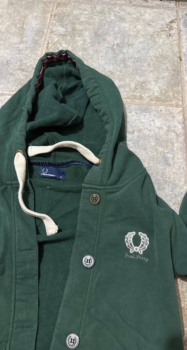 Kapüşonlu Düğmeli Yeşil sweat - Görsel 2