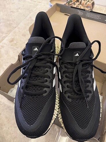 Adidas kutusunda sıfır - Görsel 5
