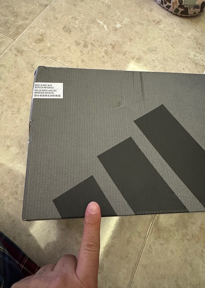 Adidas kutusunda sıfır - Görsel 3