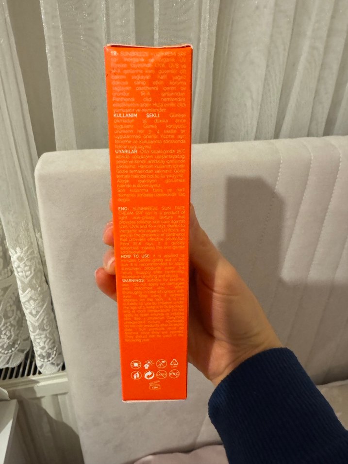 Sun Breeze SPF 50+ Yüz Güneş Kremi - Görsel 2