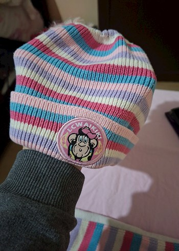 Çok Renkli Nakışlı Çocuk Bere ve Boyunluk - Görsel 2