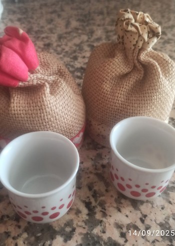 Beden Renk İKİ ADET YUMURTALIK VE KORUYUCUSU