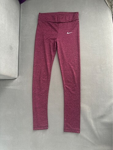 Bordo Tayt