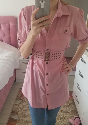 pembe gömlek