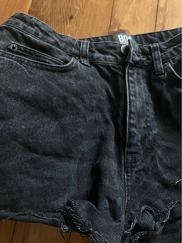 Urban Outfitters BDG Desenli Şort