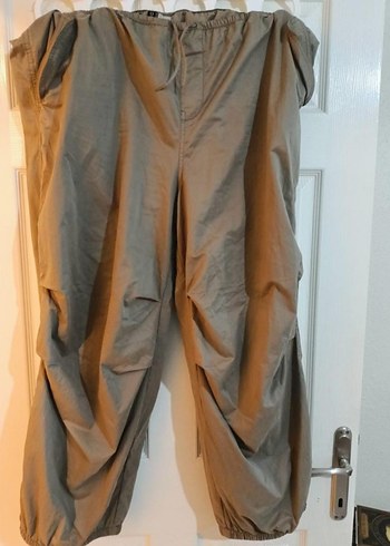 Kadın Bej Rahat Kesim Midi Kumaş Pantolon - Görsel 2