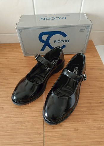 Siyah Rugan Tokalı Babet - Görsel 2