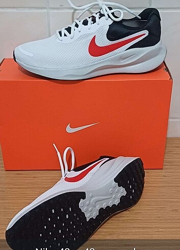 Nike koşu antrenman ayakkabısı - Görsel 2