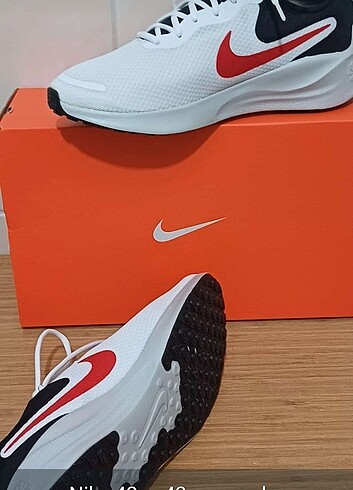 Nike koşu antrenman ayakkabısı - Görsel 4