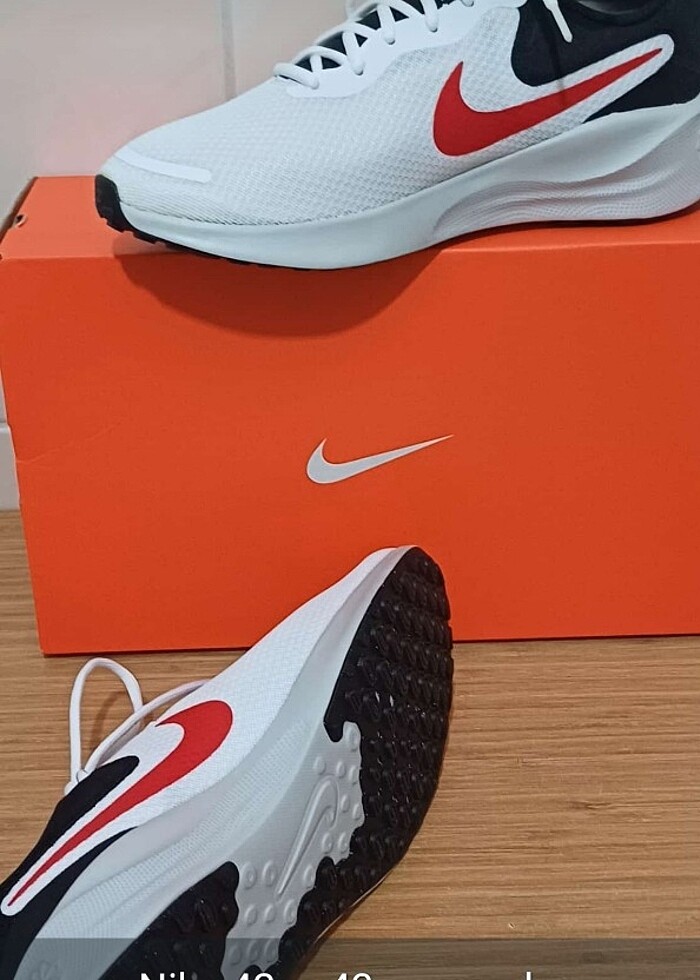Nike koşu antrenman ayakkabısı - Görsel 4