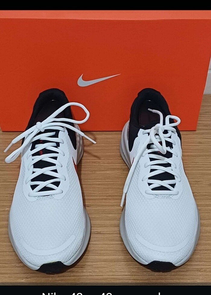 Nike koşu antrenman ayakkabısı - Görsel 5