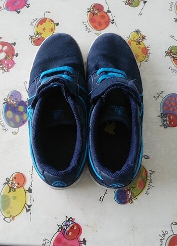 Erkek Çocuk mavi spor ayakkabı 
