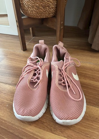 Pembe Bağcıklı Kadın Spor Ayakkabı