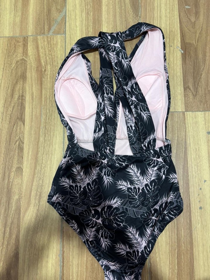 Uzun Siyah Desenli Drapeli Kadın Mayo - Görsel 3