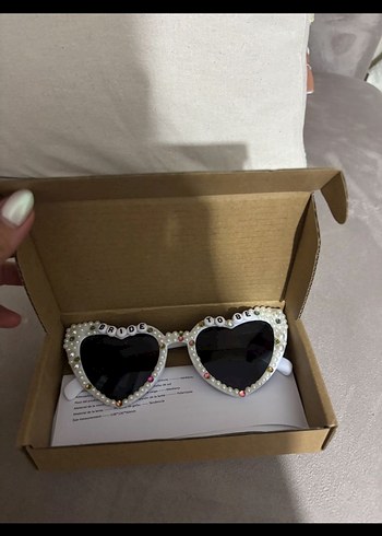 Boncuklu Beyaz Kalp Gözlük - Bride To Be - Görsel 2