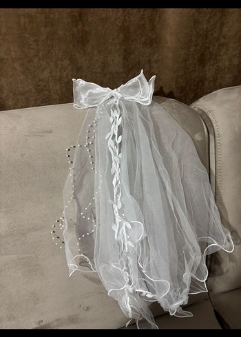 Beyaz Fiyonklu Gotik Duvak 55cm - Görsel 3