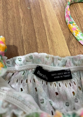 Bershka xs