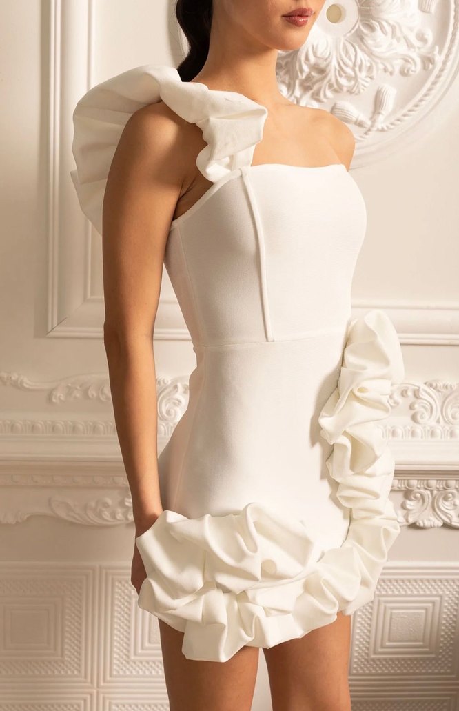 Beyaz Straplez Mini Fırfırlı Kadın Elbise - Görsel 2