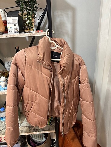 Bershka mont