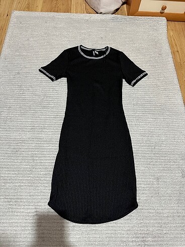 H&M elbise kısa kollu