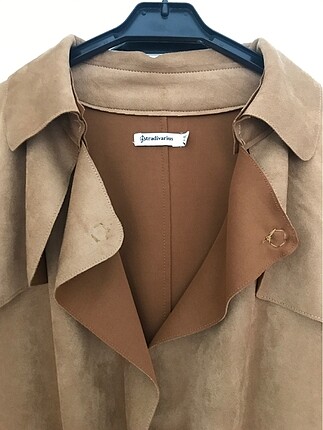 Stradivarius trenchcoat