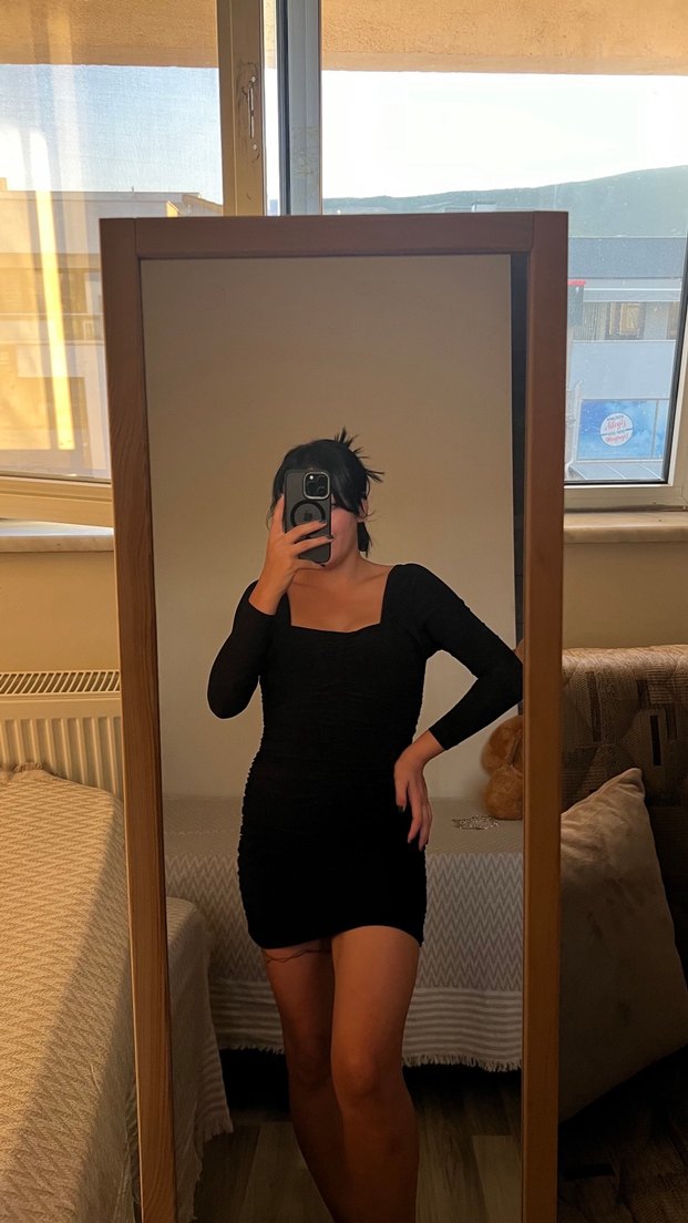 Siyah elbise - Görsel 2