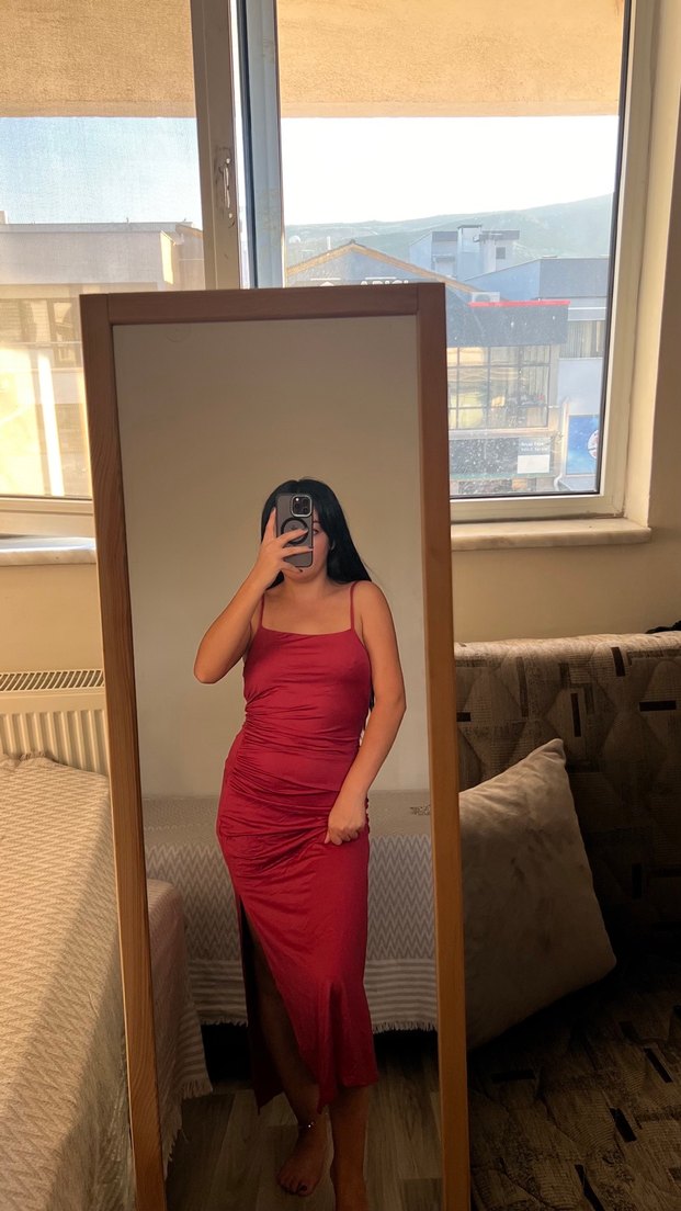 Kadın Kırmızı Drapeli Midi Elbise - Görsel 4