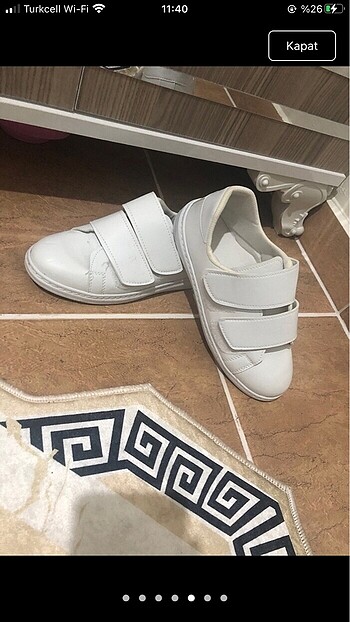 Çıtçıtlı ayakkabı