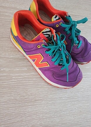 New Balance New balence markası Spor ayakkabı