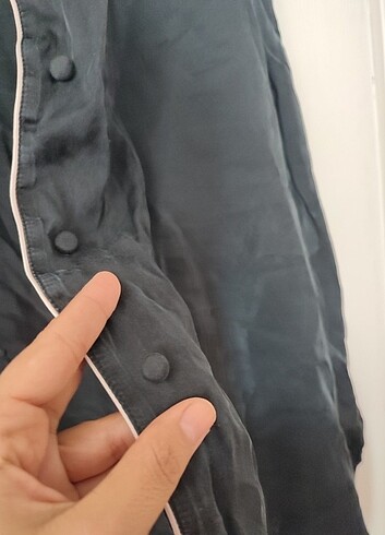 l Beden siyah Renk Saten siyah pijama üstü