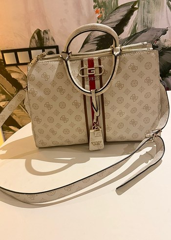 Orijinal Guess Beyaz Deri Kadın Omuz Çantası - Görsel 4