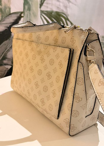 Orijinal Guess Beyaz Deri Kadın Omuz Çantası - Görsel 3