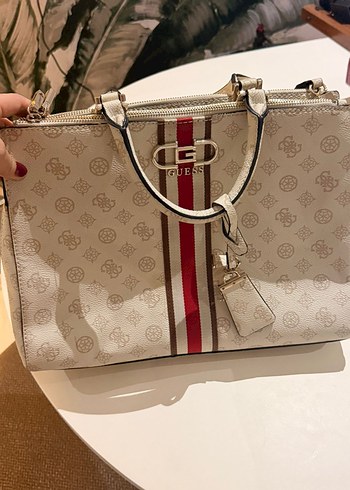 Orijinal Guess Beyaz Deri Kadın Omuz Çantası - Görsel 2