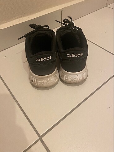37,5 Beden siyah Renk Orjinal Adidas spor ayakkabı