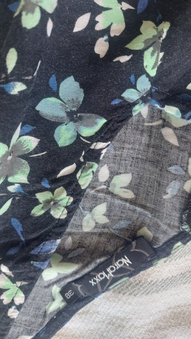 Çiçek Desenli Çok Renkli Kadın Elbise - Görsel 3