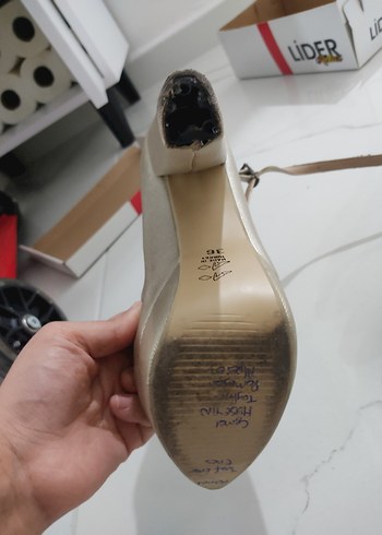 kalın topuklu ayakkabı - Görsel 4