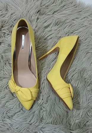 SIFIR AYARINDA BERSHKA STILETTO