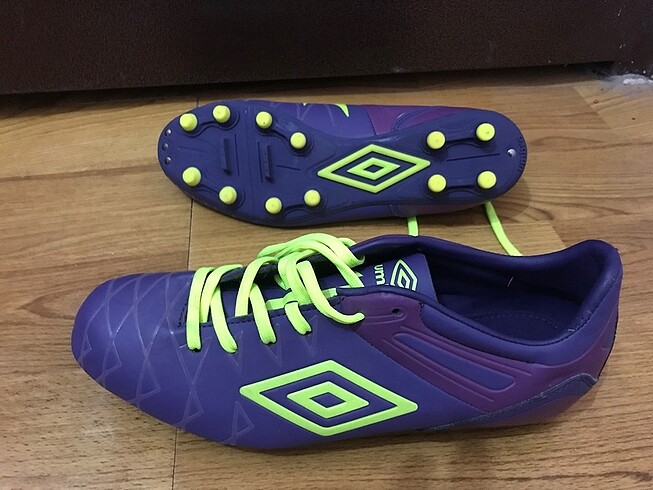 Sıfır umbro marka krampon