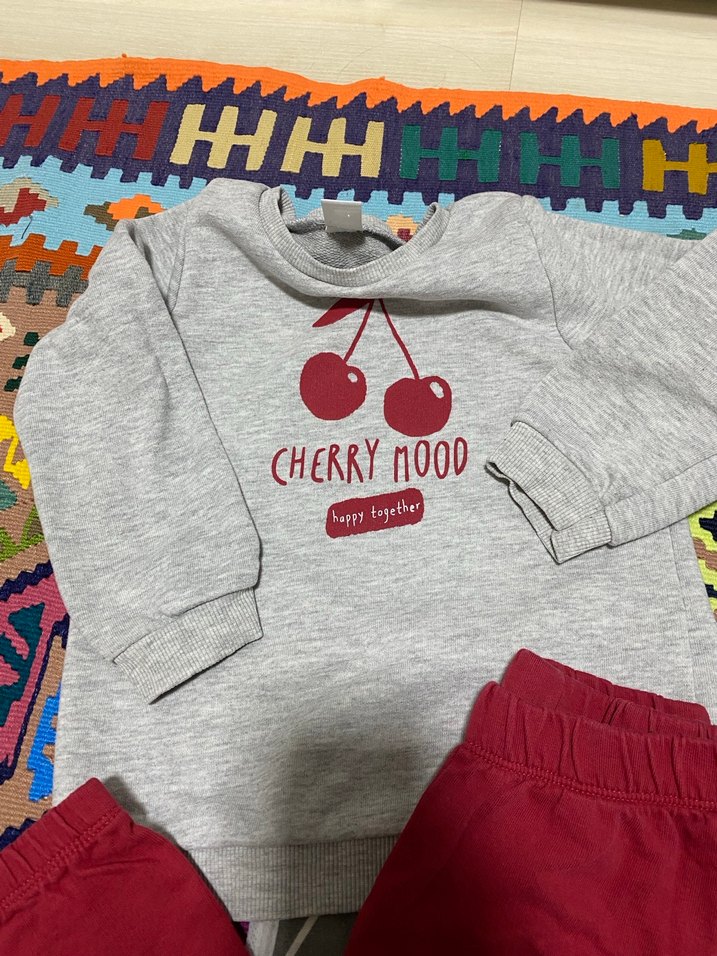 Kız Çocuk Gri Pamuklu Baskılı Sweatshirt ve yeşil takım - Görsel 3