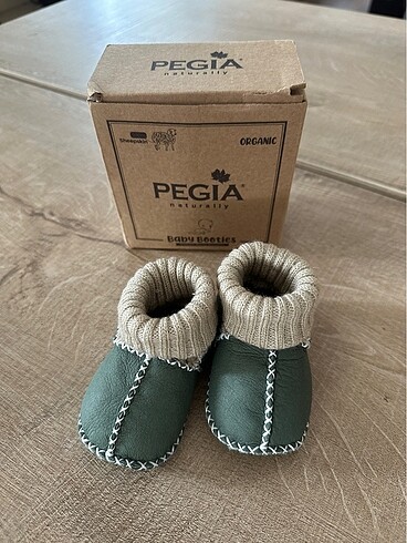 Pegia bebek botu