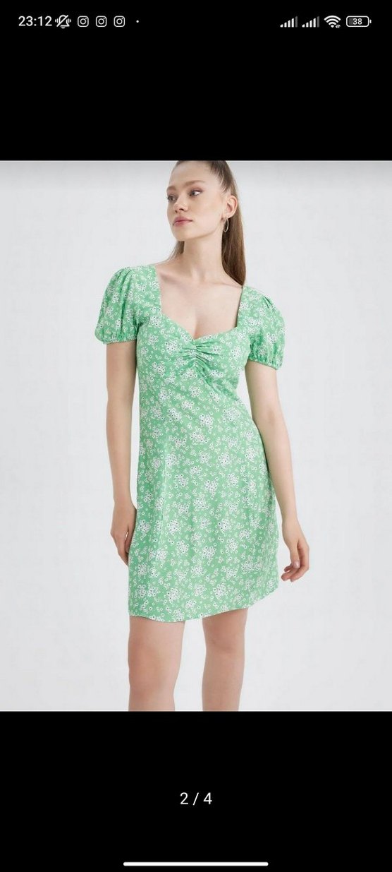 Yeşil Çiçekli V Yaka Elbise - Görsel 2