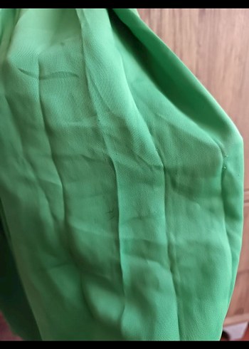 Yeşil Kolsuz Pilili bluz - Görsel 8